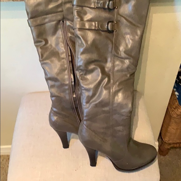 Anne Michelle Shoes - Knee high boots